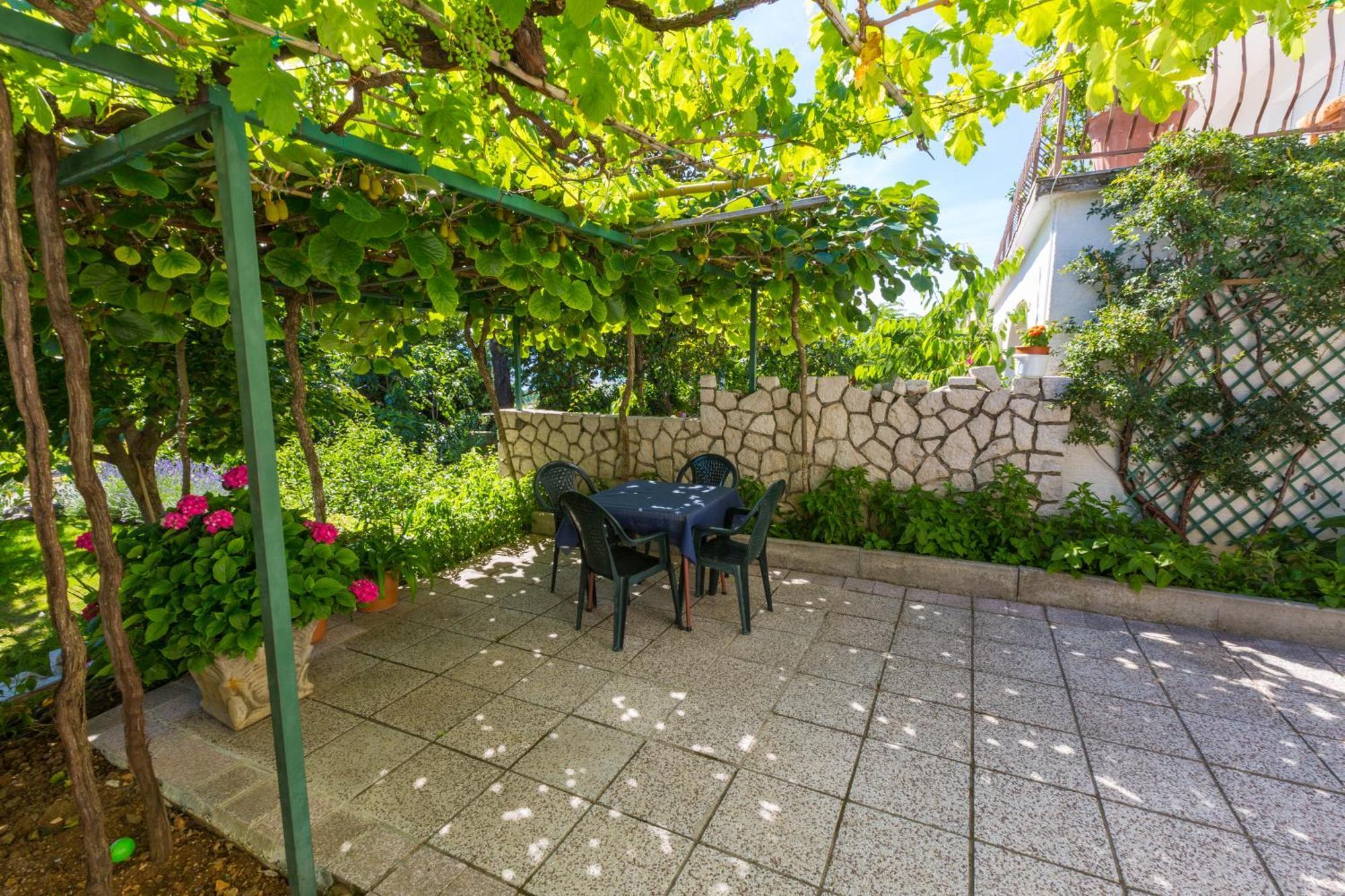 Ferienwohnung Nella. Crikvenica Exterior foto
