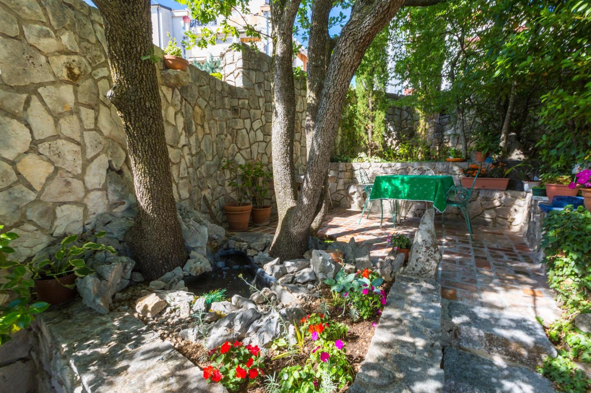 Ferienwohnung Nella. Crikvenica Exterior foto
